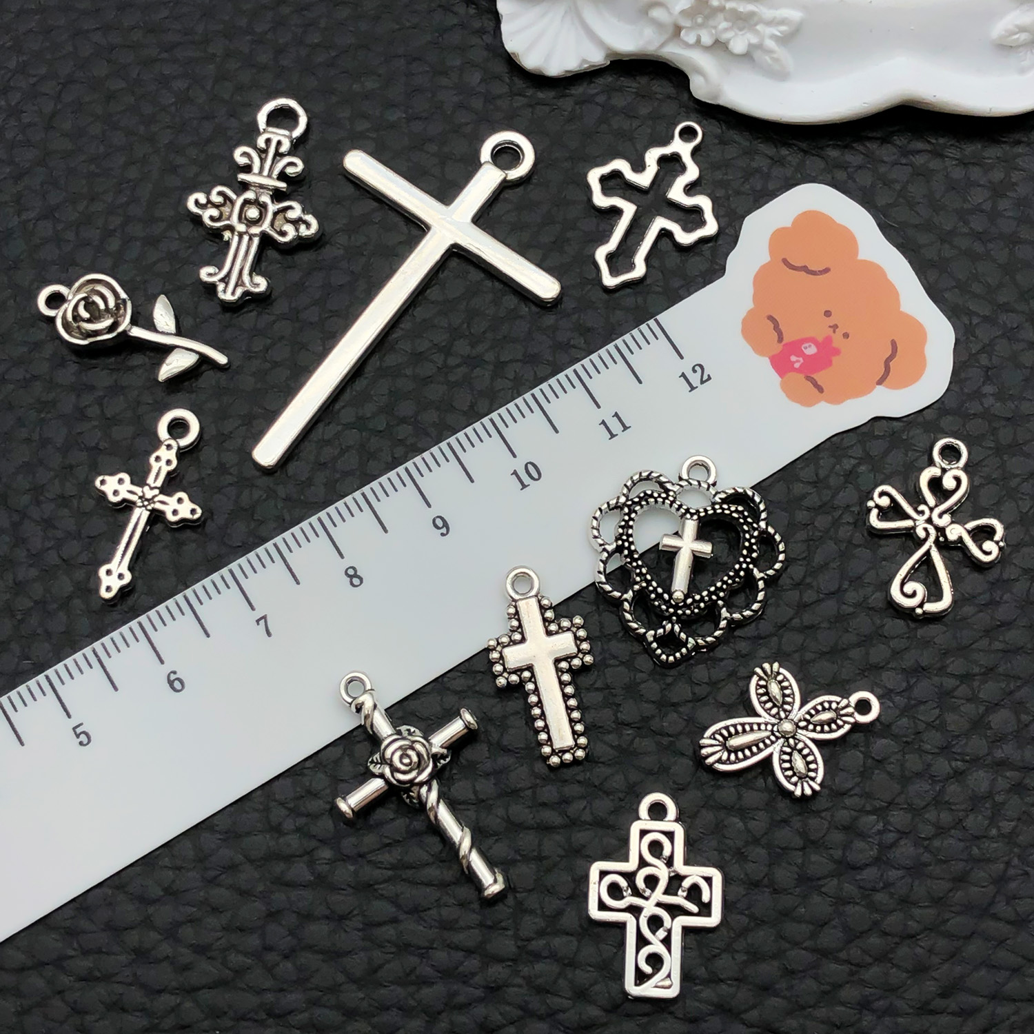 52pcs Assorted Cross Pendants  - Jewelry Making Tutorial avis et prix