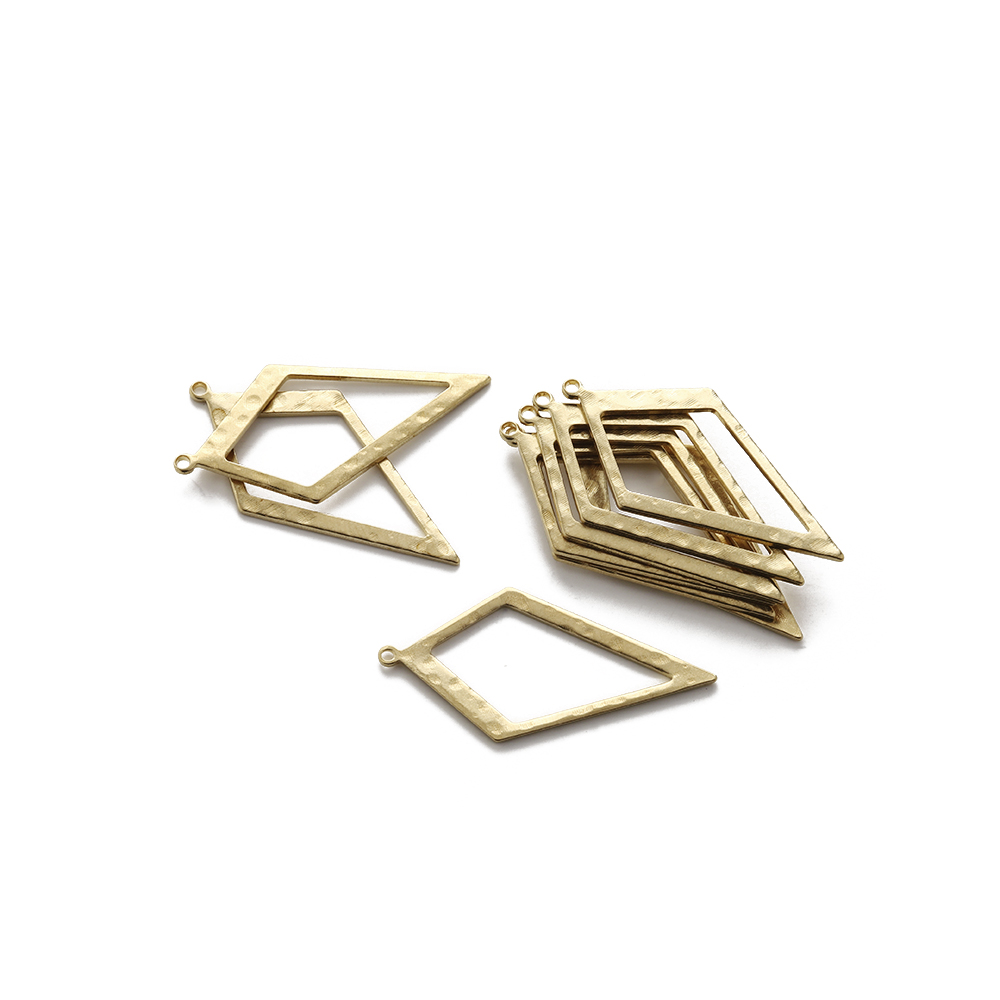 Raw Brass Hammered Rhombus Cha - Jewelry Making Hammer avis et prix
