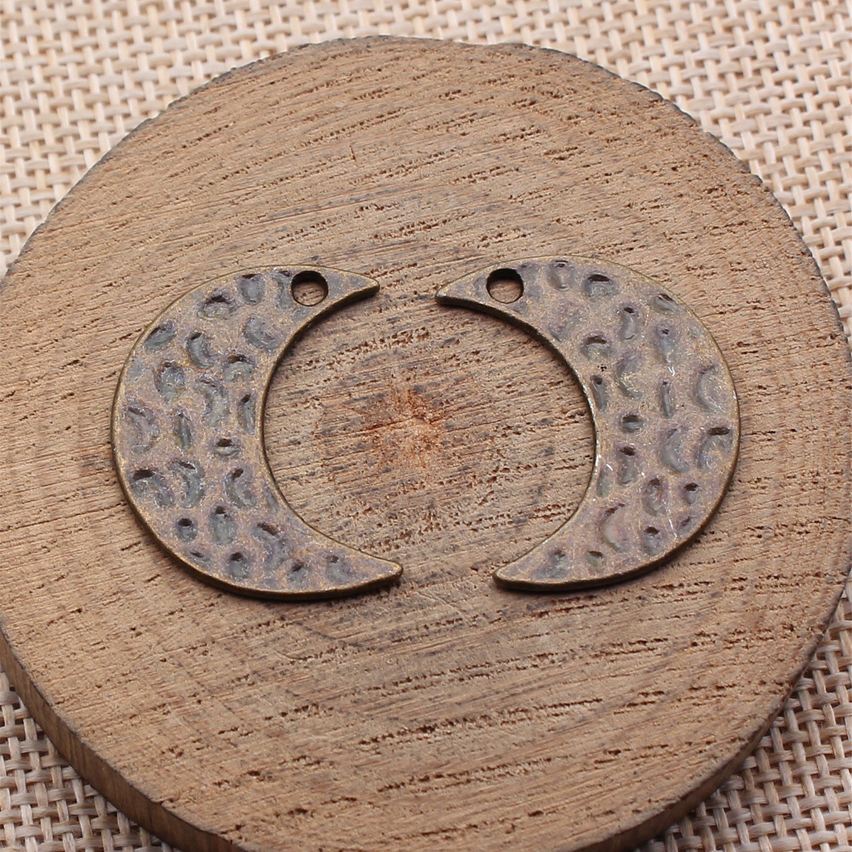 10pcs 25x19mm 2 Colors Antique - Jewelry Making Hammer avis et prix